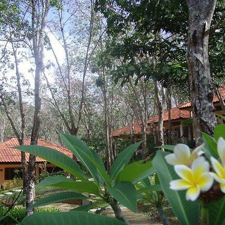 Koh Mook Rubber Tree Bungalows Esterno foto