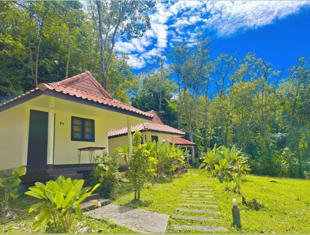 Koh Mook Rubber Tree Bungalows Esterno foto