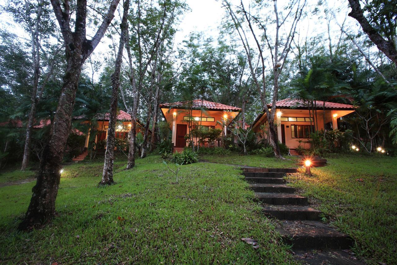 Koh Mook Rubber Tree Bungalows Esterno foto